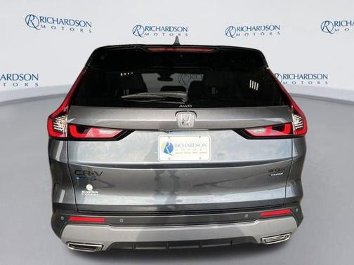 2026 Honda CR-V Hybrid Sport Touring AWD