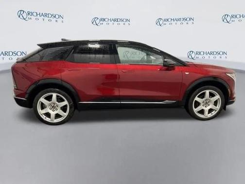 2025 Cadillac OPTIQ Sport 1 AWD