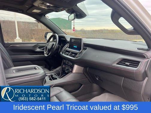 2023 Chevrolet Suburban RST