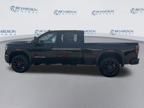 2026 GMC Sierra 2500 AT4