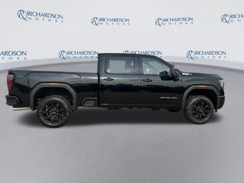 2026 GMC Sierra 2500 AT4