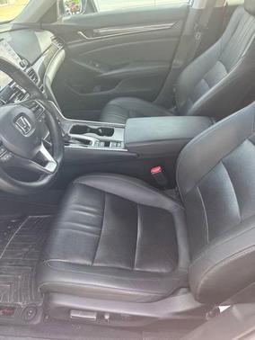 Platinum White Pearl 2022 Honda Accord Sport SE 1.5T