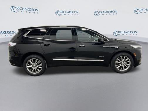 2023 Buick Enclave Avenir AWD