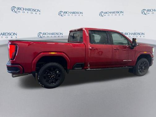 2025 GMC Sierra 2500 AT4