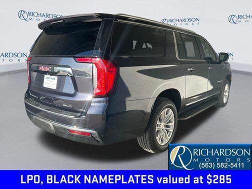 2023 GMC Yukon XL SLT