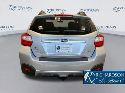 Ice Silver Metallic 2017 Subaru Crosstrek 2.0i Limited