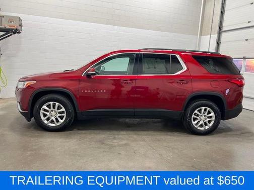 Cajun Red Tintcoat 2021 Chevrolet Traverse LT Cloth