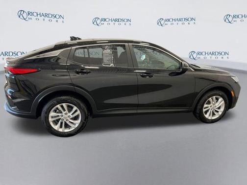 Ebony Twilight Metallic 2026 Buick Envista Preferred FWD