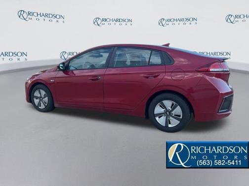 2019 Hyundai IONIQ Hybrid Blue