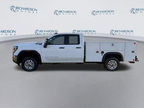 2025 GMC Sierra 2500 Base
