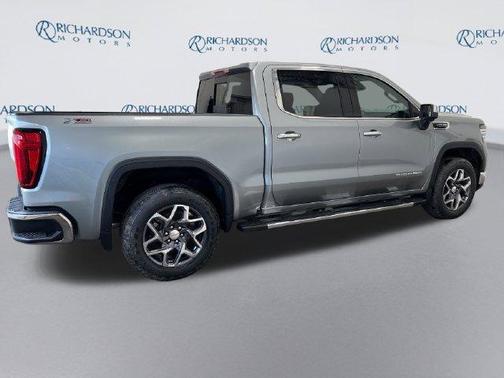 Sterling Metallic 2026 GMC Sierra 1500 SLT