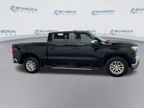 Black 2021 Chevrolet Silverado 1500 LT
