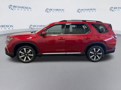2025 Honda Pilot Touring 8-Passenger