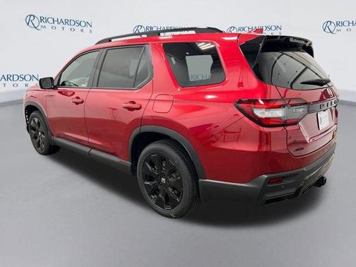 Radiant Red Metallic II 2026 Honda Pilot Black Edition