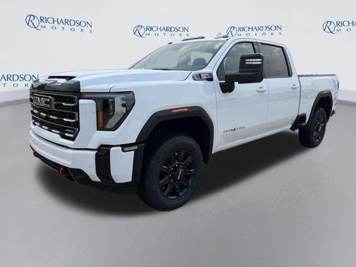 2025 GMC Sierra 2500 AT4