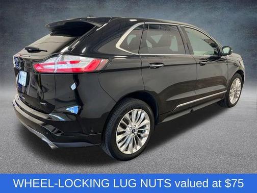 AGATE BLACK METALLIC 2021 Ford Edge Titanium
