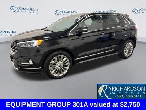 AGATE BLACK METALLIC 2021 Ford Edge Titanium