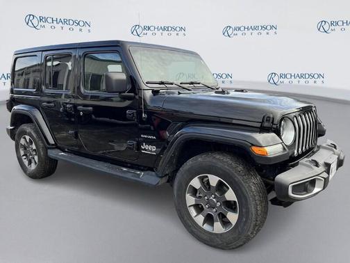 2023 Jeep Wrangler 4-Door Sahara
