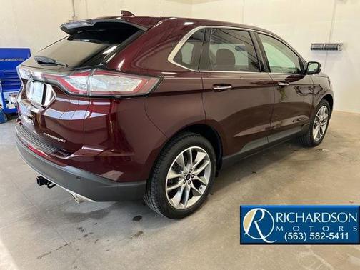 BURGUNDY VELVET MET TINT CC 2017 Ford Edge Titanium