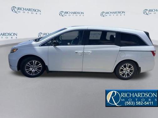 White Diamond Pearl 2012 Honda Odyssey EX-L