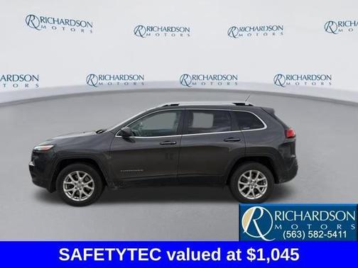 Granite Crystal Metallic Clearcoat 2015 Jeep Cherokee Latitude