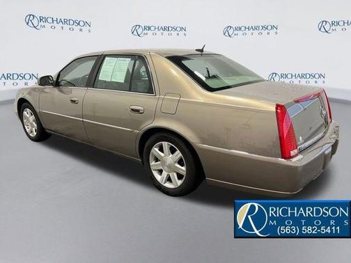 Radiant Bronze 2007 Cadillac DTS V8