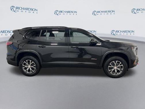 2026 GMC Acadia AT4 AWD