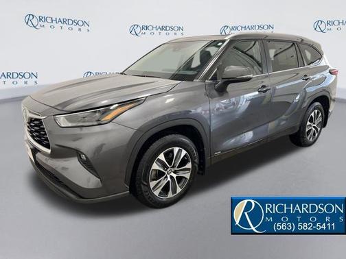 2023 Toyota Highlander Hybrid XLE