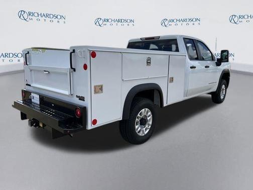 2025 GMC Sierra 2500 Base