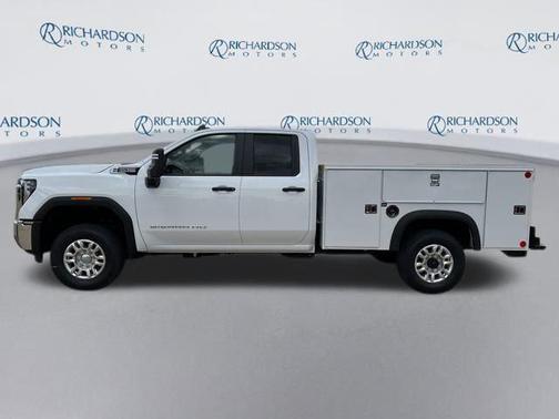 2025 GMC Sierra 2500 Base