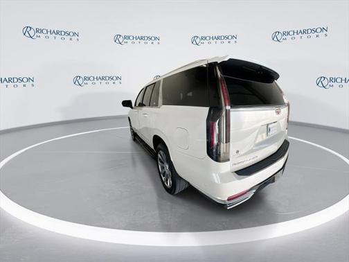 2023 Cadillac Escalade ESV Premium Luxury Platinum