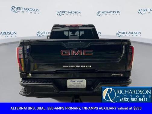 2025 GMC Sierra 2500 AT4