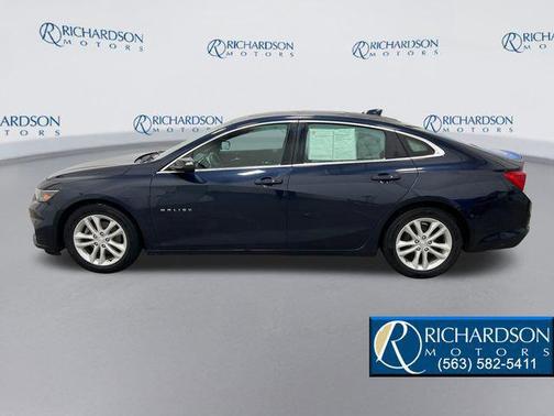 2017 Chevrolet Malibu 1LT