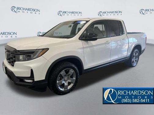 Platinum White Pearl 2025 Honda Ridgeline TrailSport