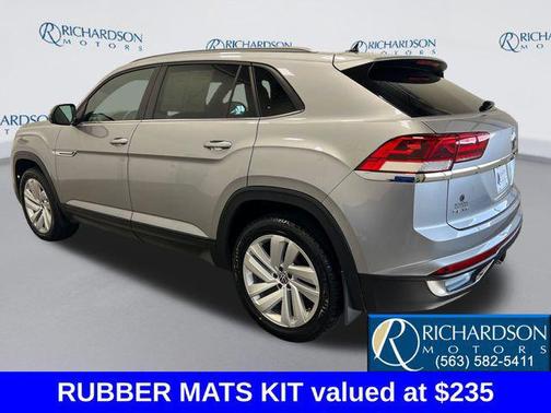 Pyrite Silver 2021 Volkswagen Atlas Cross Sport 3.6L V6 SE w/Technology