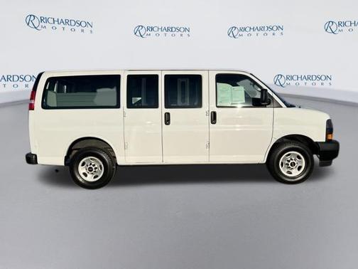 2021 GMC Savana 2500 Work Van