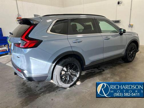 Urban Gray 2024 Honda CR-V Hybrid Sport AWD