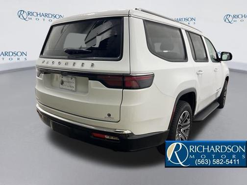 2023 Jeep Wagoneer Series I 4x4