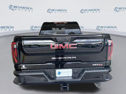 2026 GMC Sierra 2500 AT4