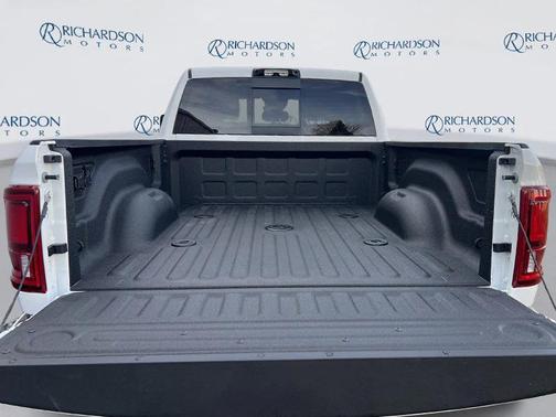 2026 RAM 2500 Laramie Crew Cab 4x4 6'4' Box