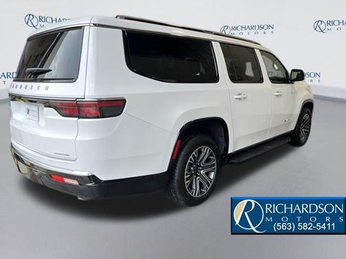 2024 Jeep Wagoneer L Series II 4x4