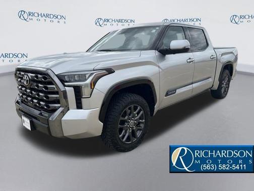 2022 Toyota Tundra Platinum