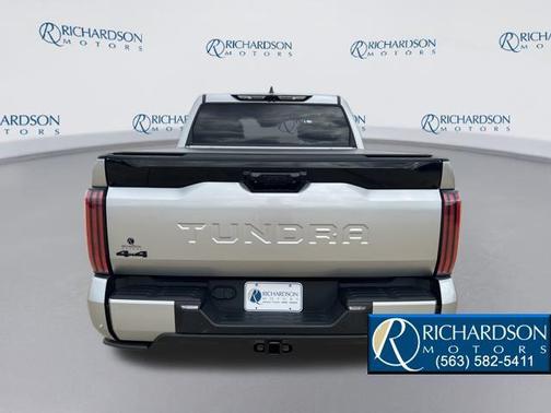 2022 Toyota Tundra Platinum