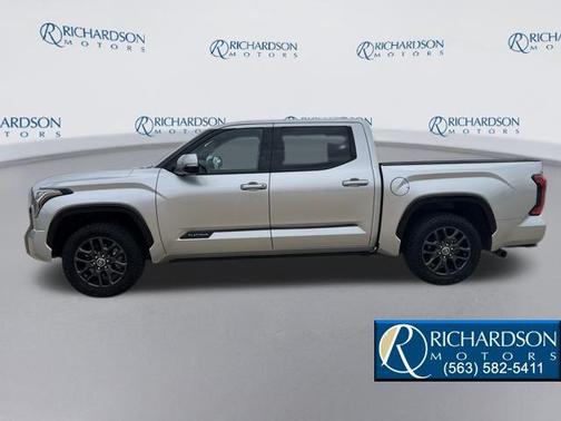2022 Toyota Tundra Platinum