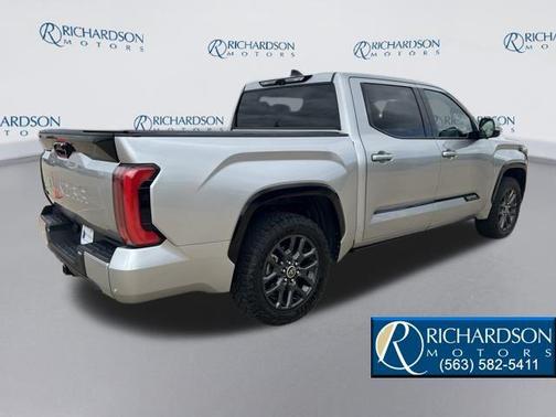 2022 Toyota Tundra Platinum