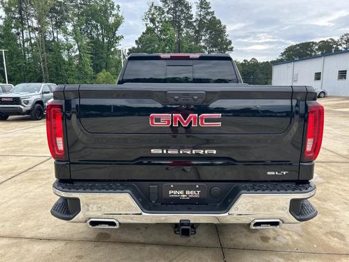 Onyx Black 2026 GMC Sierra 1500 SLT
