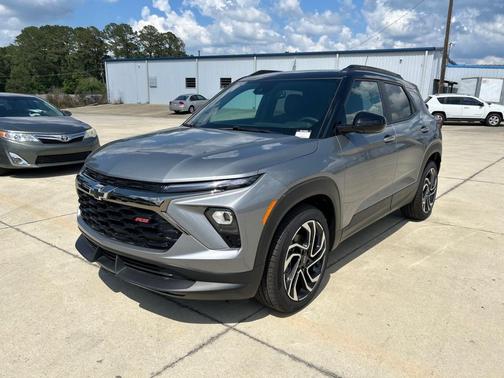 Sterling Gray Metallic 2026 Chevrolet Trailblazer RS