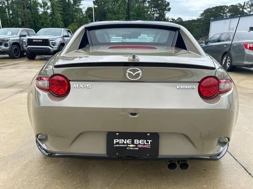 Zircon Sand 2023 Mazda MX-5 Miata RF Club