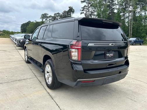 Black 2021 Chevrolet Suburban 4WD Z71
