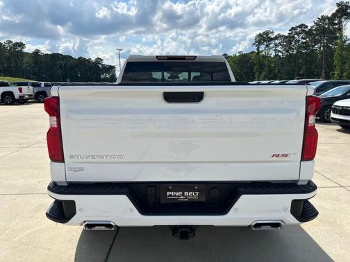GAZ 2026 Chevrolet Silverado 1500 RST